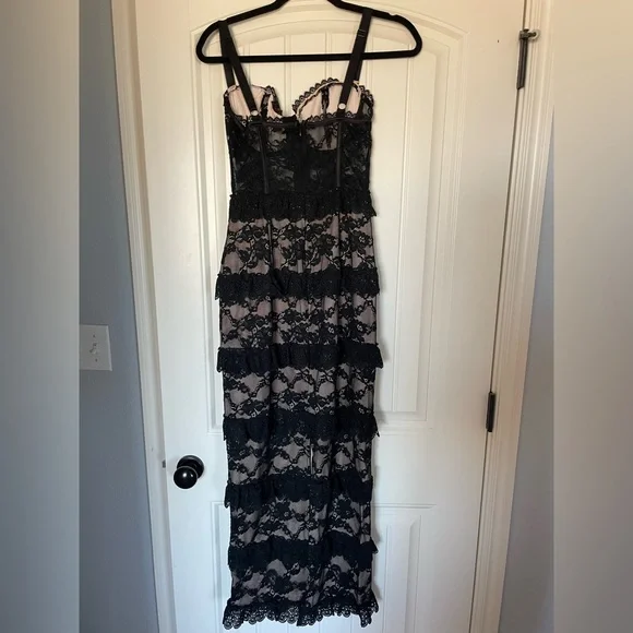 Hello Molly LUXE MYSTIQUE LACE MAXI DRESS - Picture 5 of 8